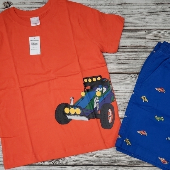 Hanna Andersson Organic Cotton Outfit Race Cars T-Shirt Embroidered Shorts NWT - Picture 3 of 4